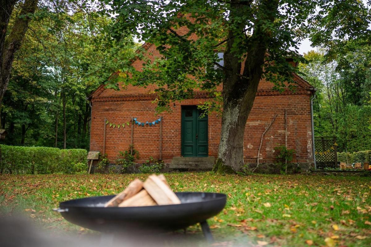 Wald- Und Seeidyll Im Historischen Forsthaus Neuruppin Extérieur photo